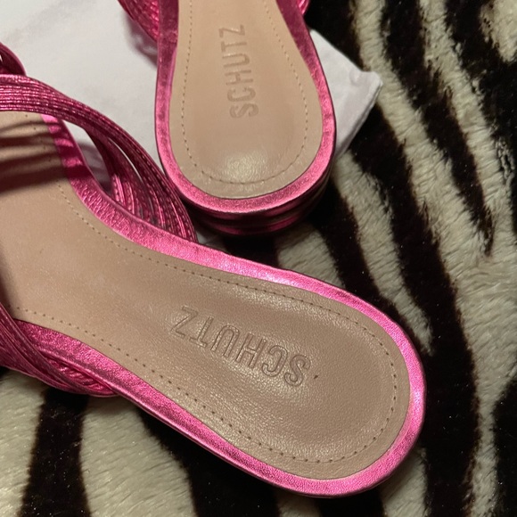 Schutz Khayla Metallic Pink Sandals - Picture 14 of 16